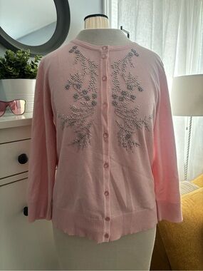 Cable & Gauge Pink Embellished Button down Cardigan